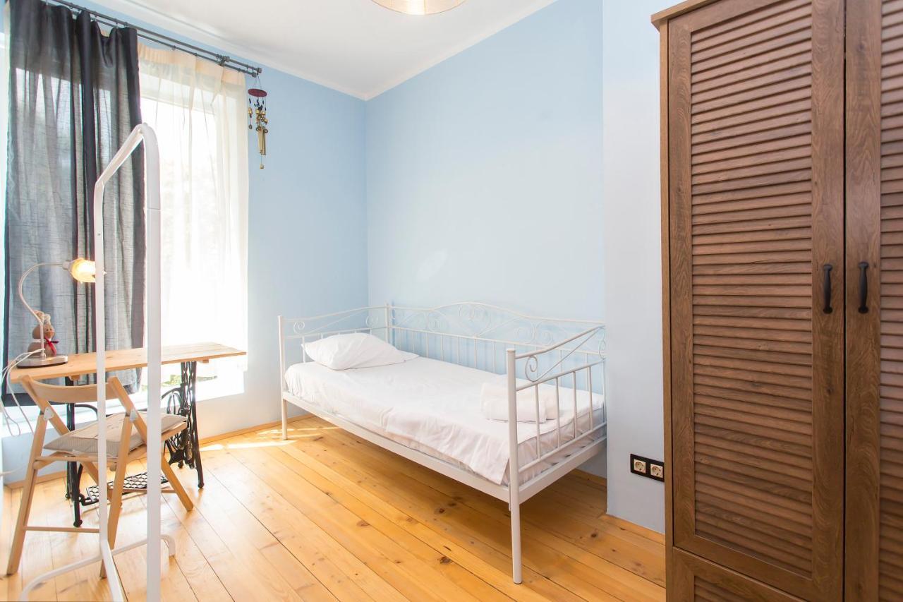 Colorful 2Bdr Apartment In The City Center ソフィア エクステリア 写真