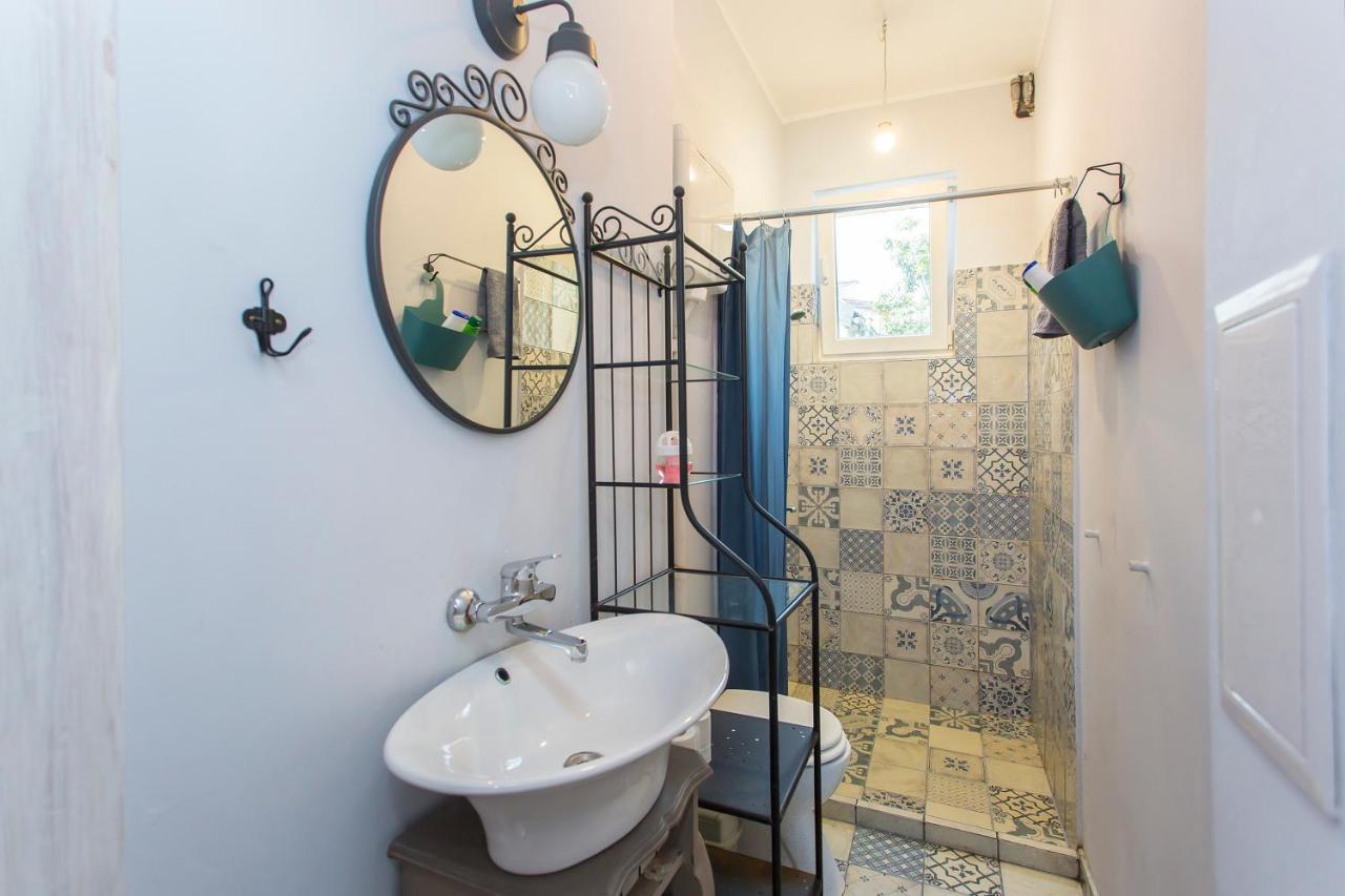 Colorful 2Bdr Apartment In The City Center ソフィア エクステリア 写真