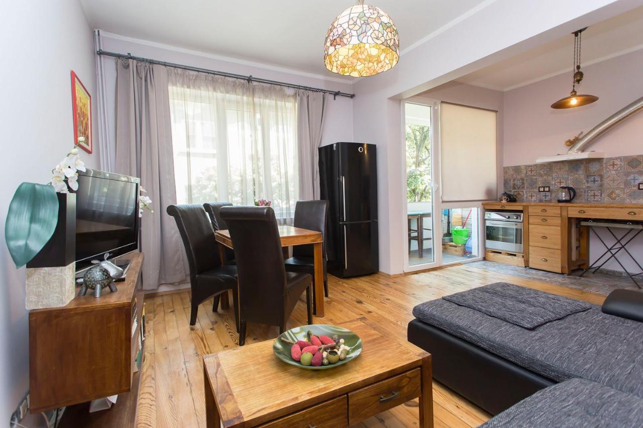 Colorful 2Bdr Apartment In The City Center ソフィア エクステリア 写真